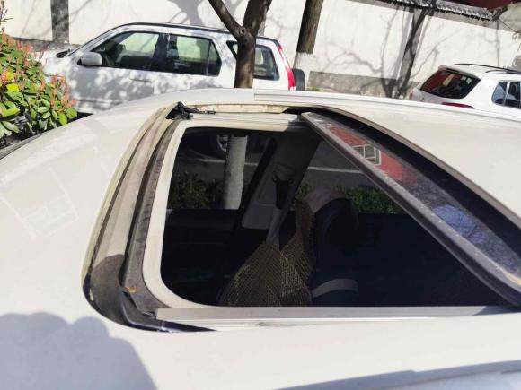 [西安·陕U] 二手斯巴鲁傲虎2012款 2.5i运动版