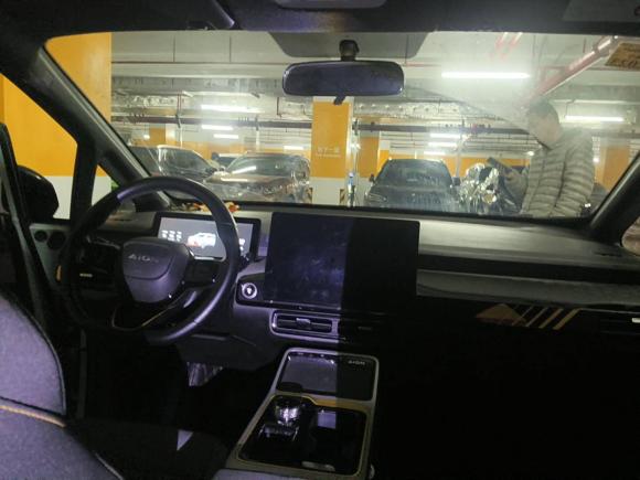 [深圳·粤B] 二手埃安AION Y2021款 70 畅享活力版