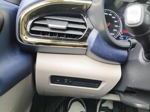 [金华·浙G] 二手福田大将军G92021款 2.5T装甲大将军手动两驱休闲版尊享型长箱JE4D25Q6A