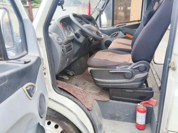 [常州·苏A] 二手依维柯依维柯褒迪2013款 2.5T-A37 客货两用高顶