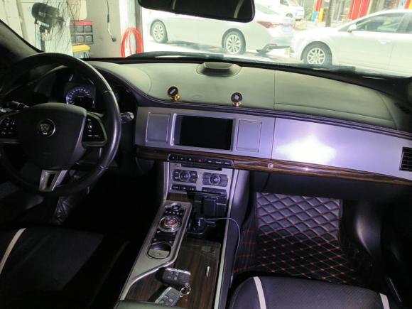 [深圳·粤B] 二手捷豹捷豹XF2014款 XF 3.0 SC 奢华版