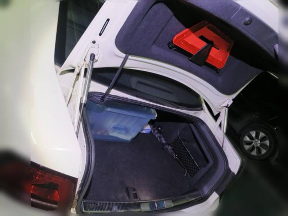 [深圳·粤B] 二手大众辉腾2014款 3.0L 商务型