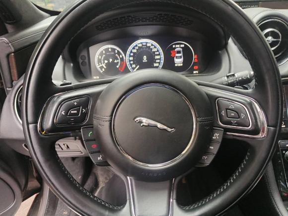 [广州·粤S] 二手捷豹捷豹XJ2015款 XJL 3.0 SC 典雅商务80周年典藏版