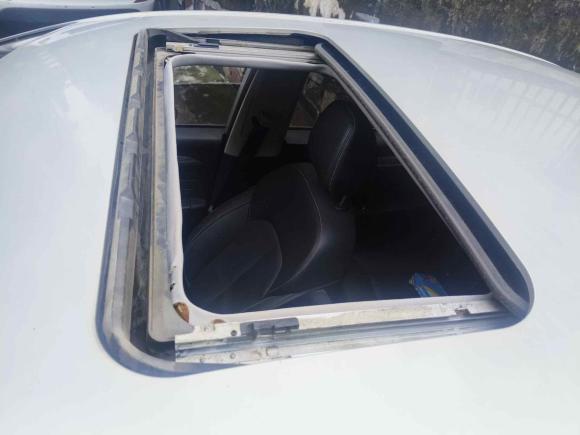 [广州·粤A] 二手荣威荣威i6新能源2017款 45T 混动互联智享版