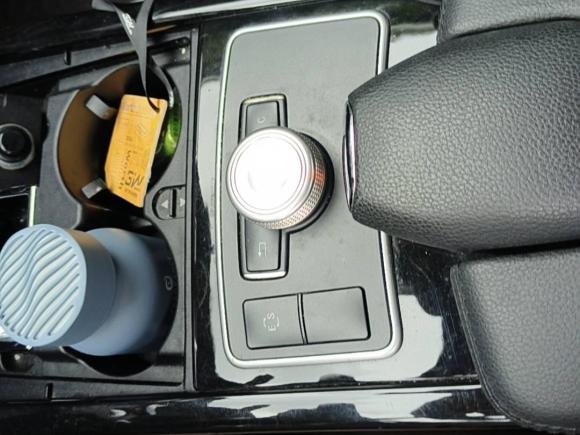 [上海·沪A] 二手奔驰奔驰E级2010款 E 300 L 时尚型