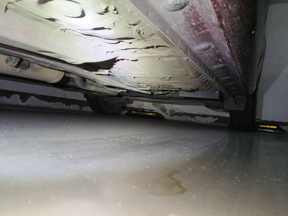 [广州·粤A] 二手丰田YARiS L 致炫2016款 改款 1.5E CVT魅动版