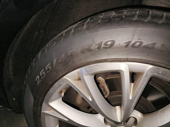 [武汉·鄂A] 二手奥迪奥迪A82014款 A8L 45 TFSI quattro豪华型