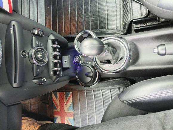 [杭州·浙A] 二手MINIMINI2011款 1.6L COOPER Fun