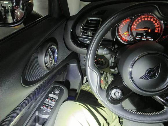 [杭州·浙A] 二手MINIMINI CLUBMAN2018款 1.5T COOPER 艺术家