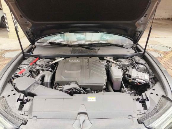 [佛山·粤E] 二手奥迪奥迪A6L2024款 45 TFSI 臻选动感型