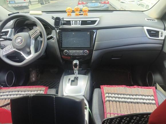 [青岛·鲁B] 二手日产奇骏2017款 2.0L CVT舒适版 2WD