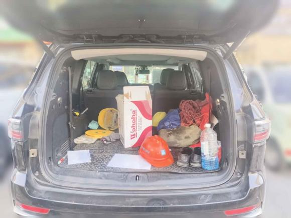 [青岛·鲁U] 二手Jeep指挥官2018款 2.0T 四驱臻享版 国VI