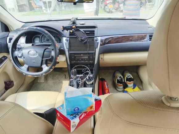 [佛山·粤E] 二手丰田凯美瑞2016款 2.0G 十周年纪念领先版