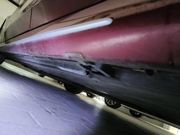 [青岛·鲁B] 二手奔驰奔驰C级2017款 改款 C 200 L 运动版