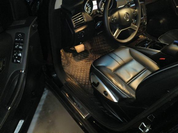 [济南·鲁A] 二手奔驰奔驰R级2010款 R 350 L 4MATIC Grand Edition