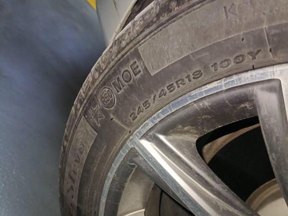 [济南·鲁A] 二手宝马宝马5系2018款 528Li 上市特别版