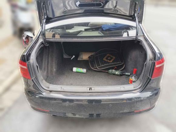 [无锡·苏B] 二手大众朗逸2013款 改款经典 1.6L 自动风尚版