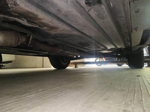 [深圳·粤B] 二手斯巴鲁傲虎2011款 2.5i豪华版