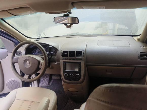 [西安·陕A] 二手别克别克GL82011款 2.4L CT舒适版