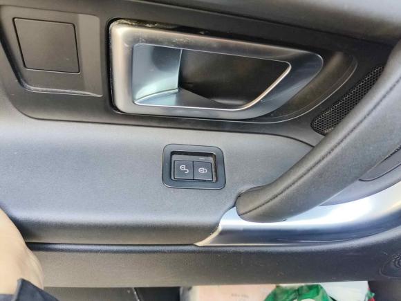 [深圳·粤L] 二手路虎发现神行2018款 240PS SE版