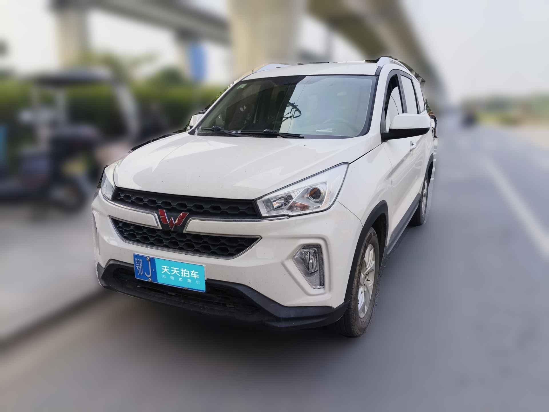 [嘉兴·鄂J] 五菱汽车五菱宏光S32019款 1.5L 手动豪华型 国VI