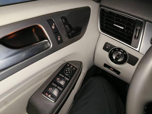 [上海·浙A] 二手奔驰奔驰M级2014款 ML 320 4MATIC