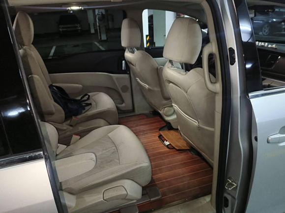 [南京·苏A] 二手别克别克GL82013款 2.4L CT豪华商务舒适版