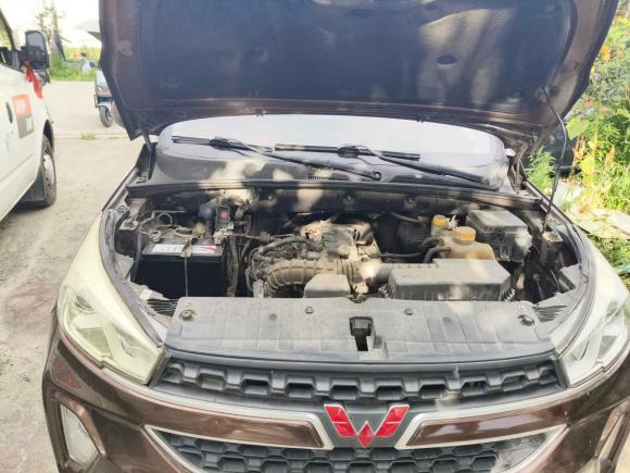 [上海·沪C] 二手五菱汽车五菱宏光S32018款 1.5L 手动标准型 国V