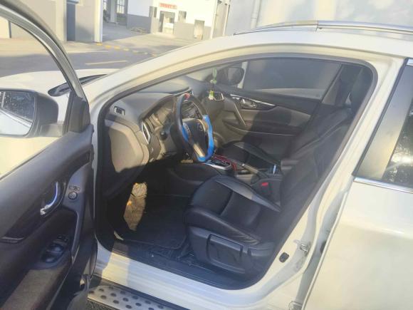 [上海·苏L] 二手日产逍客2016款 2.0L CVT精英版