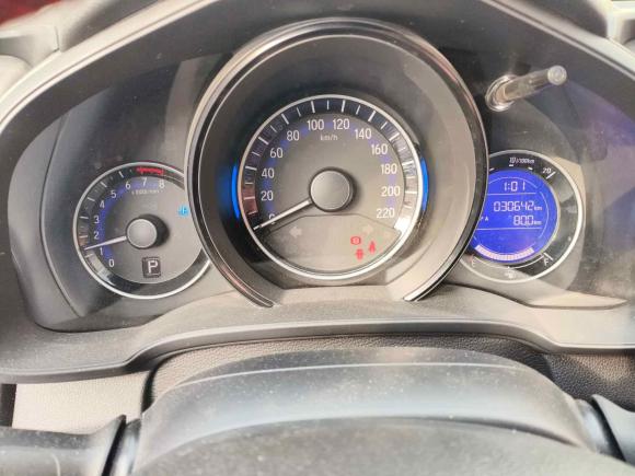 [济南·鲁A] 二手本田飞度2016款 1.5L LXS CVT舒适天窗版