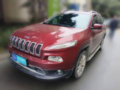 [成都·川A]Jeep&nbsp;&nbsp;自由光&nbsp;&nbsp;2014款 2.4L 都市版