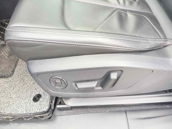 [成都·川A] 二手奥迪奥迪Q32019款 35 TFSI 进取致雅型