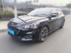 [青岛·鲁U]福特&nbsp;&nbsp;福克斯&nbsp;&nbsp;2021款 两厢 EcoBoost 180 自动ST Line