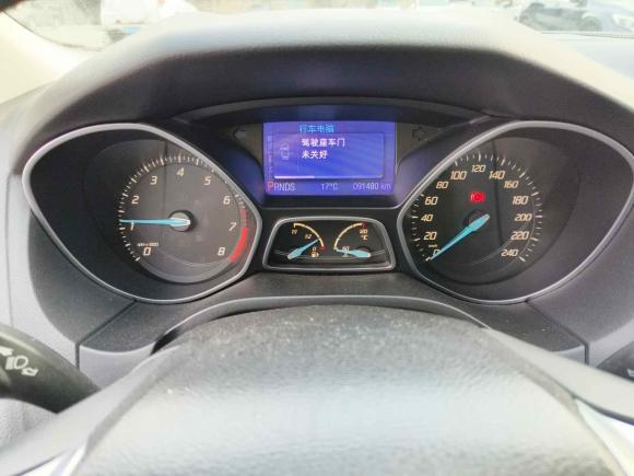 [上海·皖P] 二手福特福克斯2012款 两厢 2.0L 自动豪华运动型