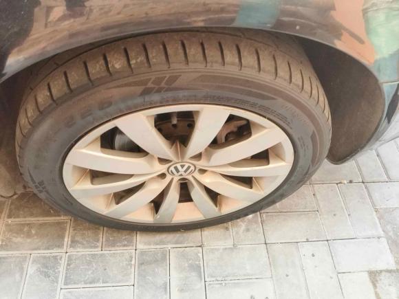 [青岛·鲁P] 二手大众辉腾2011款 3.6L V6 5座加长舒适版