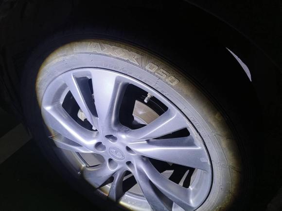 [深圳·粤B] 二手英菲尼迪英菲尼迪QX602014款 2.5 S/C Hybrid 两驱卓越版