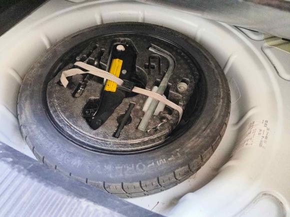 [济南·鲁A] 二手奥迪奥迪A32012款 Sportback 1.4T 豪华型