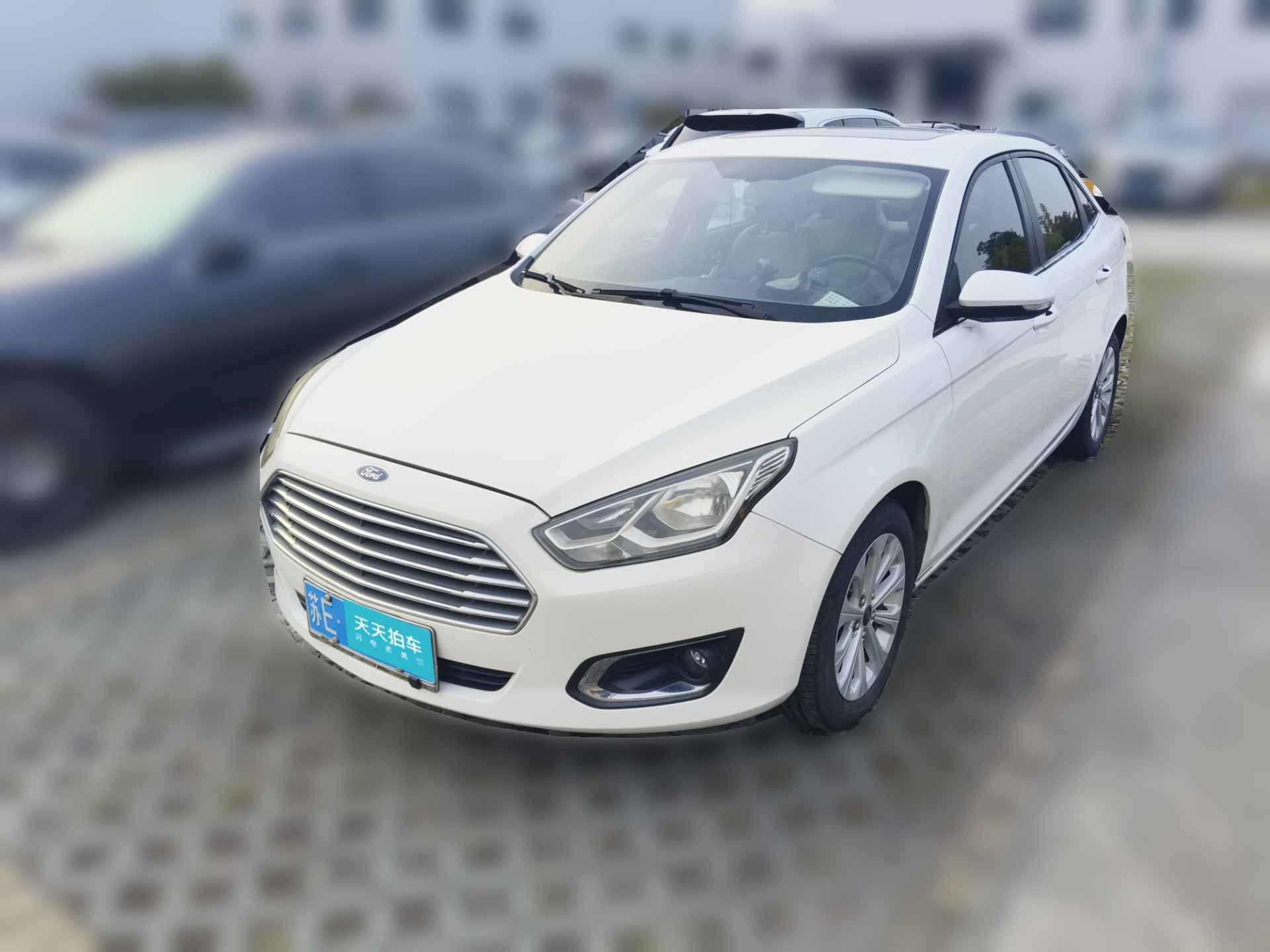 [南通·苏E] 福特福睿斯2015款 1.5L 自动时尚型