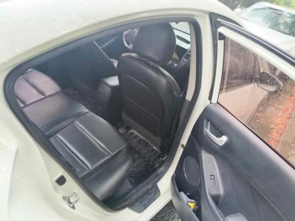 [杭州·黑C] 二手起亚起亚K32013款 1.6L 自动GLS