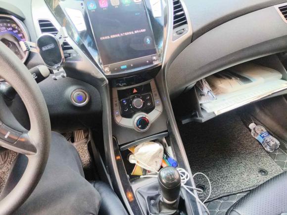 [上海·浙D] 二手现代朗动2012款 1.6L 手动领先型