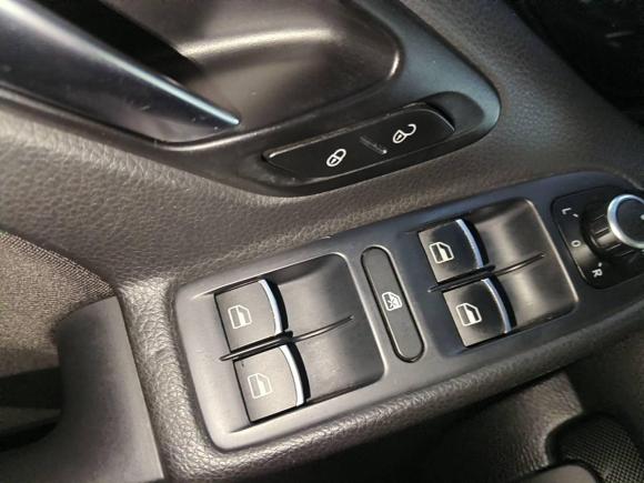 [成都·川A] 二手大众高尔夫2012款 1.6 自动舒适型