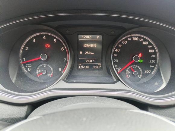 [上海·苏E] 二手大众帕萨特2016款 280TSI DSG尊荣版