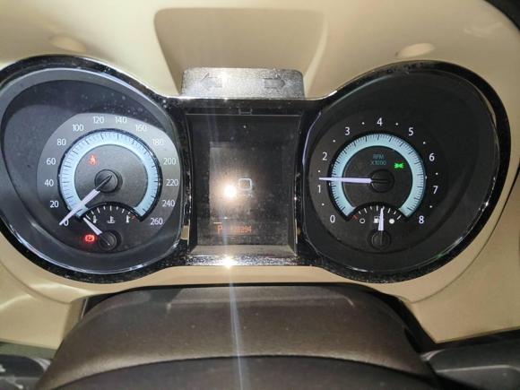 [无锡·苏B] 二手别克君越2012款 2.4L SIDI豪华版