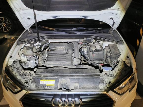 [上海·沪B] 二手奥迪奥迪A32017款 Sportback 35 TFSI 进取型