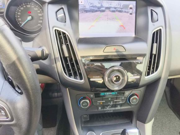 [广州·粤A] 二手福特福克斯2017款 三厢 EcoBoost 180 自动旗舰型