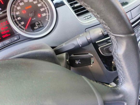 [武汉·鄂A] 二手标致标致5082013款 2.0L 两周年纪念 自动天窗经典版