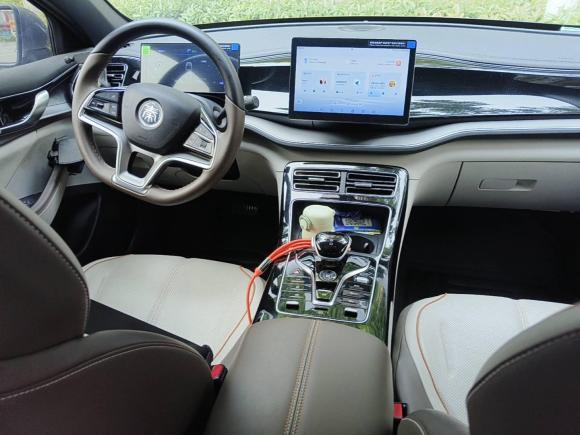 [济南·鲁A] 二手比亚迪秦PLUS2024款 荣耀版 EV 510KM领先型