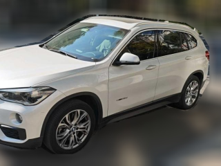 宝马宝马X12018款 sDrive20Li 领先型