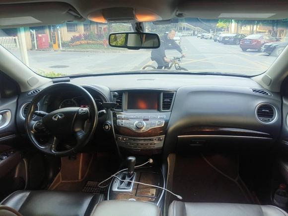 [深圳·粤B] 二手英菲尼迪英菲尼迪QX602014款 2.5 S/C Hybrid 两驱卓越版