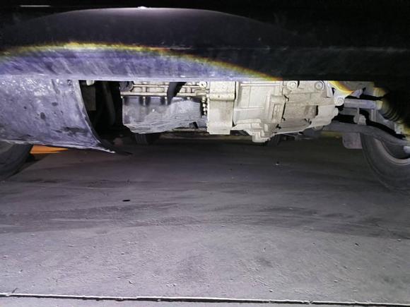 [济南·鲁A] 二手上汽大通MAXUS新途V802021款 2.0T AMT经典傲运通短轴超低顶5/6座